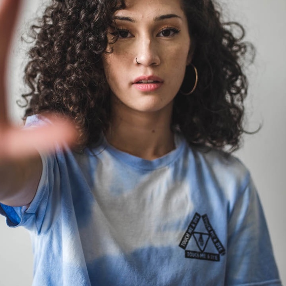 🔥TOUCH ME & DYE unisex color changing t-shirt - Picture 4 of 8